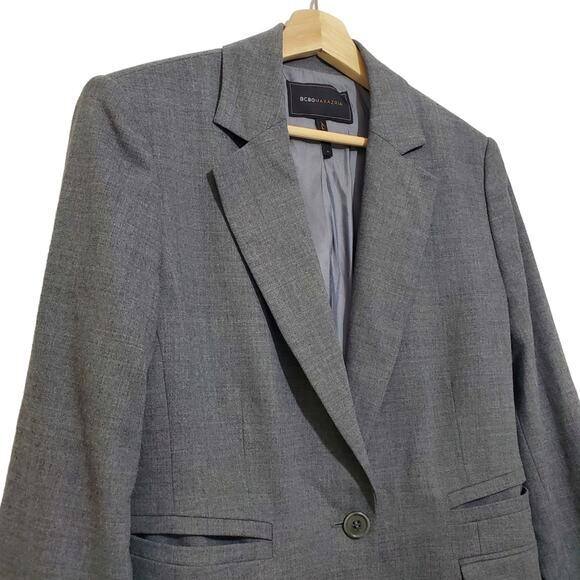 BCBGMaxazria Size Medium Single Button Wool Blend Blazer with 4 Front Pockets - Picture 2 of 11